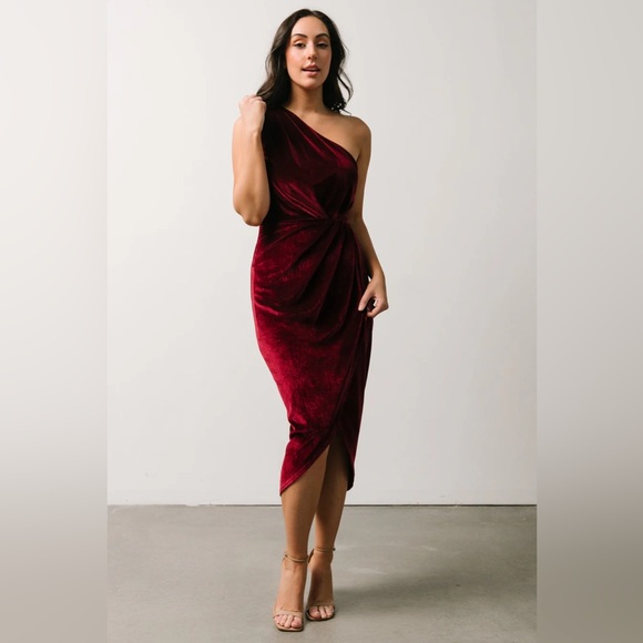 Baltic Born Kourtney Velvet One Shoulder Midi Dress - Picture 1 of 9